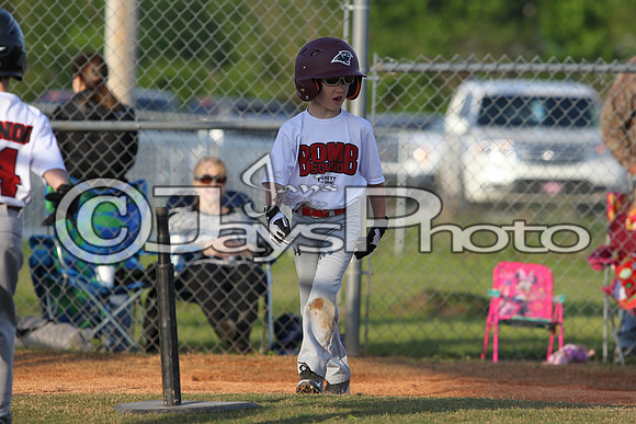 Bomb Squad vs Tigers 6-7 year old (Pitching Machine) 4-27-2015 (©Justin Manning) JWM_0220