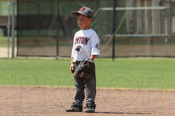 Benton vs. Mountain Home 5-6 year old All Stars 7-12-2014 (©Justin Manning) JWM_084