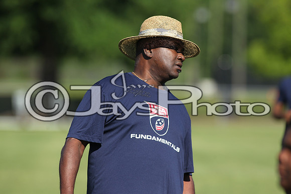 Tyrell Johnson Football Camp 6-10-17_JWM00057