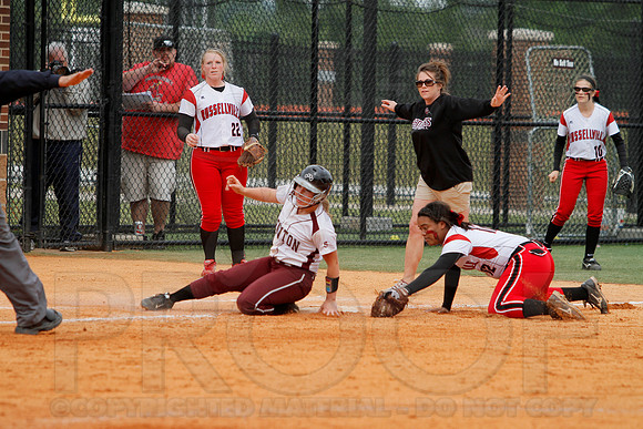 Benton vs. Russellville State Simi-Finals 5-17-2014 (© Justin Manning) JWM_0460