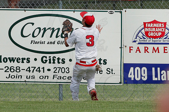Glen Rose vs. Genoa Central 3A State 2nd Round 5-10-13 (© Justin Manning) JWM0436