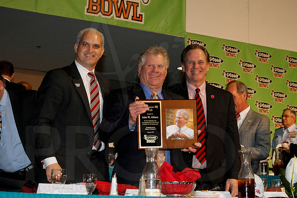 Mayor's Luncheon (Guest Speaker Brett Farve) (©Justin Manning) JWM_0246