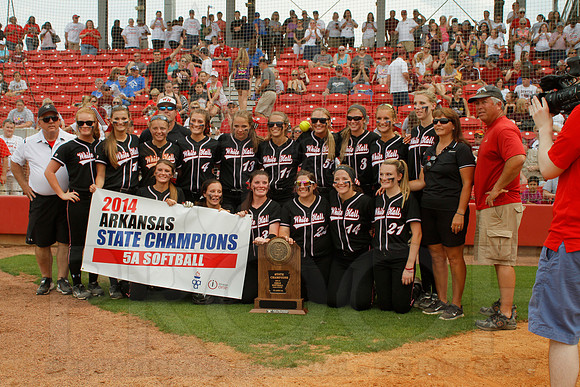 5A State Softball Finals Vilonia vs. White Hall 5-23-2014 (© Justin Manning) JWM_0456