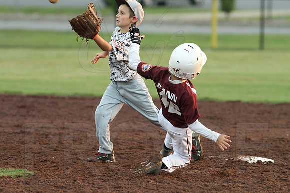 Benton vs. Madison County 8 year olds (Pastiche magazine) 7-18-2014 (©Justin Manning) JWM_021