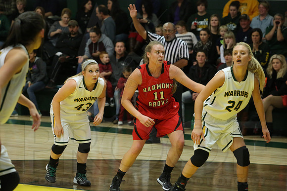 Harmony Grove @ Oauchita Sr Girls 11-13-2014 (©Justin Manning) JWM_0136