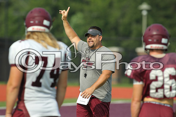 Benton Football Practice 8-4-17_JWM00207