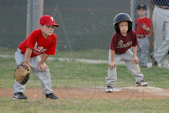 Phillies vs. Panthers 5-6 year old 5-6-2014 (© Justin Manning) JWM_0140