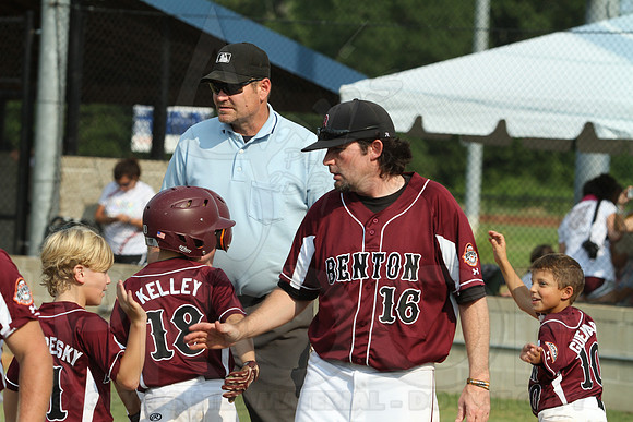 Benton-Midkiff vs. Bryant-Griffin 8 year old (Cal Ripken) 7-20-2014 (©Justin Manning) JWM_405