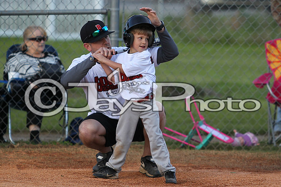 Bomb Squad vs Tigers 6-7 year old (Pitching Machine) 4-27-2015 (©Justin Manning) JWM_0023