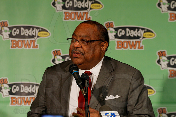 Go Daddy Press Conference & Reception 1-2-12 (Justin Manning)0012