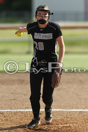 Bauxite @ Harmony Grove softball 4-21-2015 (©Justin Manning) JWM_0135
