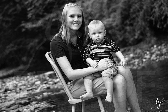Madison & Kaleb Jacobs 7-7-12 (Justin Manning)013-2