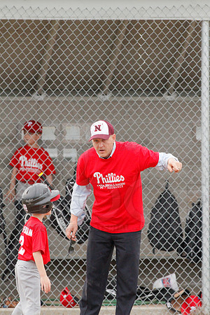 Phillies vs. Razorbacks 5-6 year old baseball 4-3-2014 (© Justin Manning) JWM_0247