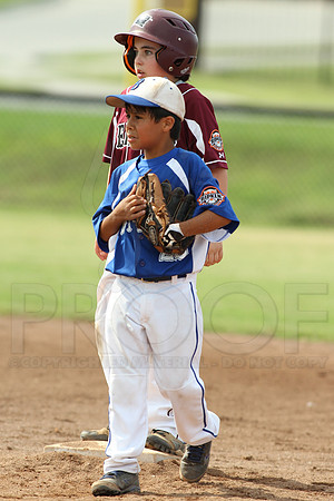 Benton-Midkiff vs. Bryant-Griffin 8 year old (Cal Ripken) 7-20-2014 (©Justin Manning) JWM_059