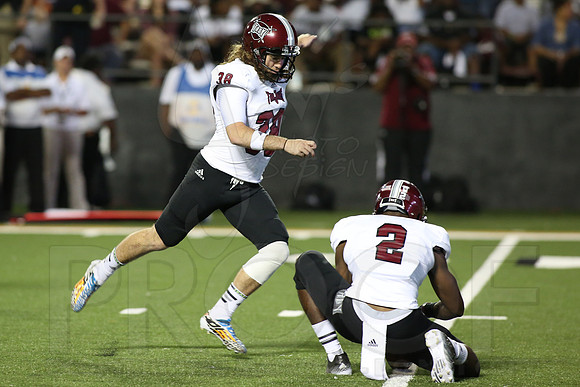 Troy @ ULM 9-27-2014 (©Justin Manning) JWM_788
