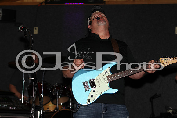 Midnight Hurricanes (Bubba Brew's) 4-25-2015 (©Justin Manning) JWM_0041