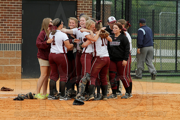 Benton vs. Russellville State Simi-Finals 5-17-2014 (© Justin Manning) JWM_0599