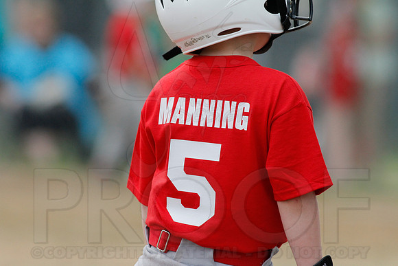 Phillies vs. Razorbacks 5-6 year old baseball 4-3-2014 (© Justin Manning) JWM_0163