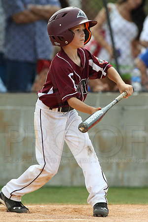 Benton-Midkiff vs. Bryant-Griffin 8 year old (Cal Ripken) 7-20-2014 (©Justin Manning) JWM_039