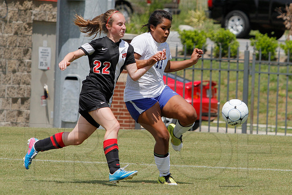 4A State Soccer Finals Maumelle vs. Valley View 5-24-2014 (© Justin Manning) JWM_0117