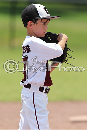 Benton (Cobb) vs. Benton (Jackson) Cal Ripken t-ball All-Stars 7-11-2015 (©Justin Manning) JWM_0032