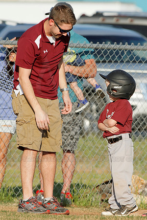 Panthers @ Mets 5-6 year old baseball 4-22-2014 (© Justin Manning) JWM_0075