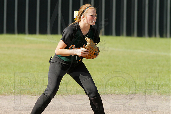 Ouachita @ Malvern Softball 5-6-2014 (© Justin Manning) JWM_0047