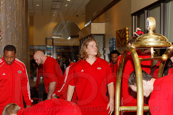 Go Daddy Bowl Registration 1-2-12 (Justin Manning)0009