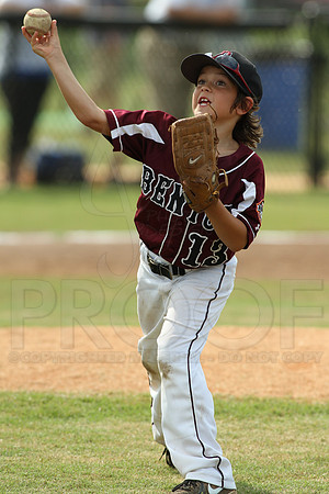 Benton-Midkiff vs. Bryant-Griffin 8 year old (Cal Ripken) 7-20-2014 (©Justin Manning) JWM_075