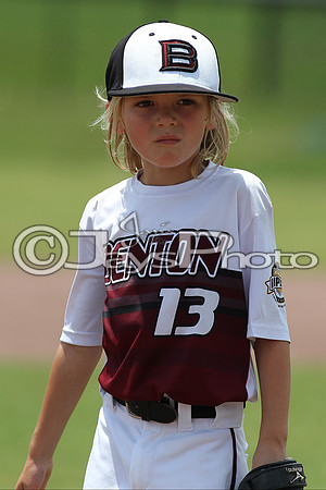 Benton (Cobb) vs. Benton (Jackson) Cal Ripken t-ball All-Stars 7-11-2015 (©Justin Manning) JWM_0028