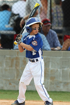 Benton-Midkiff vs. Bryant-Griffin 8 year old (Cal Ripken) 7-20-2014 (©Justin Manning) JWM_090