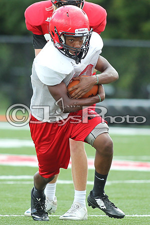 Harmony Grove Football Practice 8-10-17_JWM00226