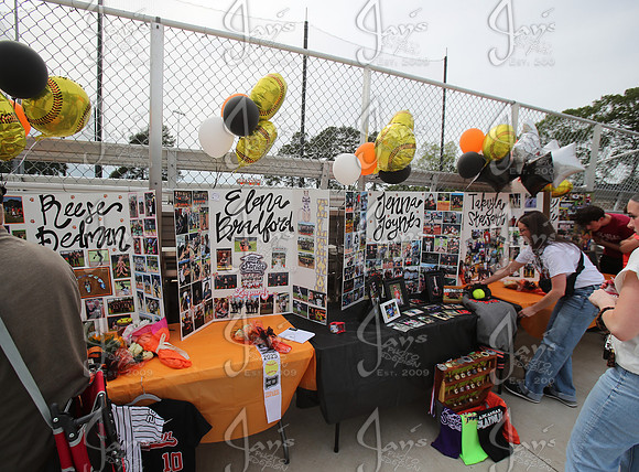 Estem @ Malvern (SENIOR NIGHT) 5-5-25_JWM_0012