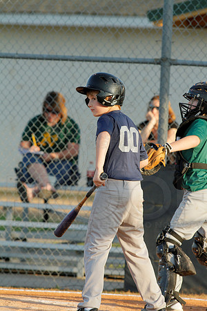 Thunder vs. A's 9-10 year old baseball 4-22-2014 (© Justin Manning) JWM_0052
