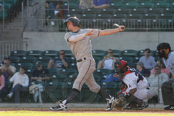 NW Arkansas Naturals @ Arkansas Travelers 4-21-12(Justin Manning)155