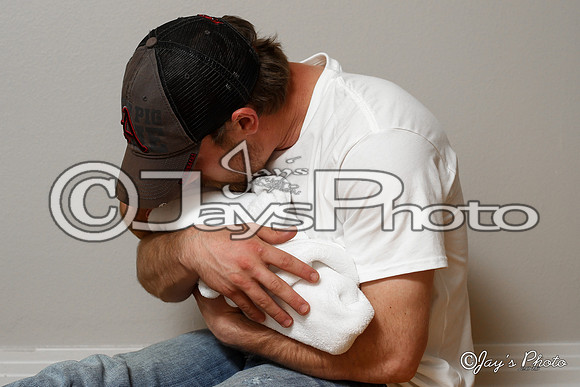 Jonathan Keston Ray newborn pictures 3-30-2015 (©Justin Manning) JWM_0091