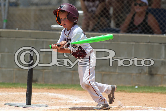 Benton (Cobb) vs. Benton (Jackson) Cal Ripken t-ball All-Stars 7-11-2015 (©Justin Manning) JWM_0050