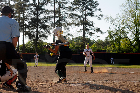 Ouachita @ Malvern Softball 5-6-2014 (© Justin Manning) JWM_0375