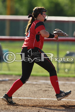Bauxite @ Harmony Grove softball 4-21-2015 (©Justin Manning) JWM_0214