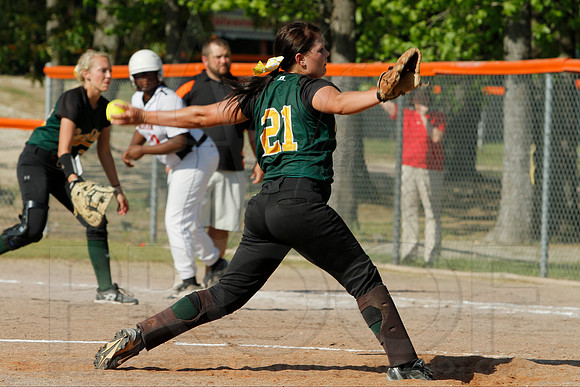 Ouachita @ Malvern Softball 5-6-2014 (© Justin Manning) JWM_0150