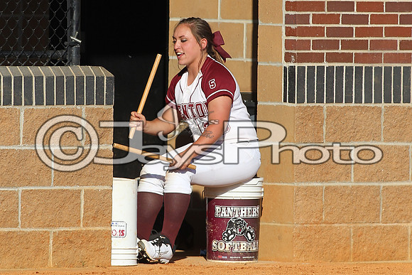 Harmony Grove @ Benton softball 4-16-2015 (©Justin Manning) JWM_0406