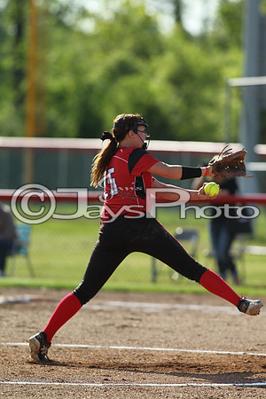 Bauxite @ Harmony Grove softball 4-21-2015 (©Justin Manning) JWM_0215