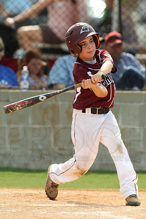 Benton-Midkiff vs. Bryant-Griffin 8 year old (Cal Ripken) 7-20-2014 (©Justin Manning) JWM_054