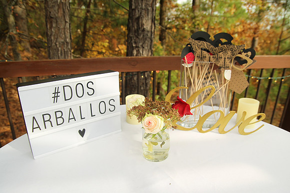Kerri & Danny Arballo 11-4-17_JWM0021