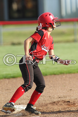 Bauxite @ Harmony Grove softball 4-21-2015 (©Justin Manning) JWM_0159