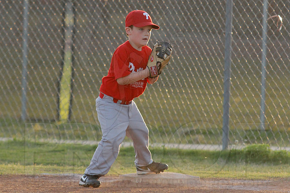 Phillies vs. Panthers 5-6 year old 5-6-2014 (© Justin Manning) JWM_0017
