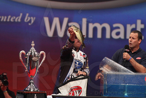 FLW Forrest Wood Cup Day final day 8-18-13 (© Justin Manning) JWM0347