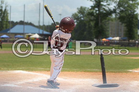Benton (Cobb) vs. Benton (Jackson) Cal Ripken t-ball All-Stars 7-11-2015 (©Justin Manning) JWM_0158