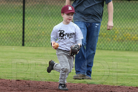 Bryant Fall Ball 9-13-2014 (©Justin Manning) JWM_230