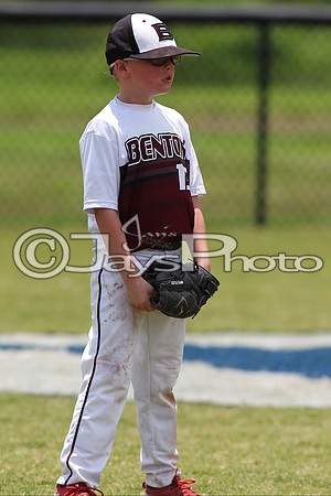 Benton (Cobb) vs. Benton (Jackson) Cal Ripken t-ball All-Stars 7-11-2015 (©Justin Manning) JWM_0031